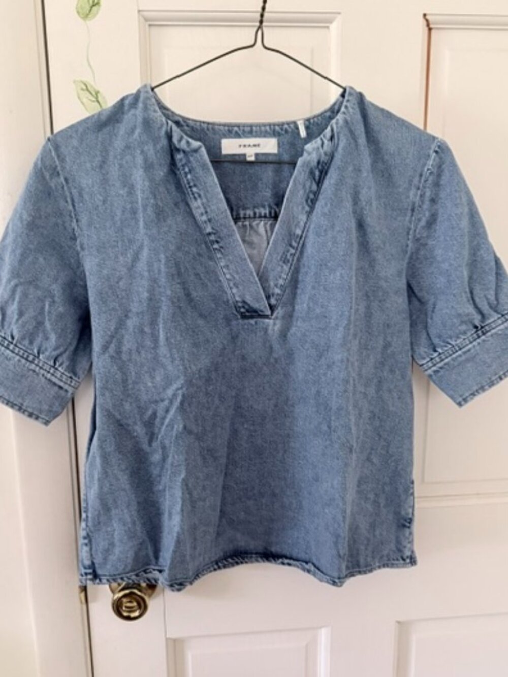 Frame Denim V-Neck Top